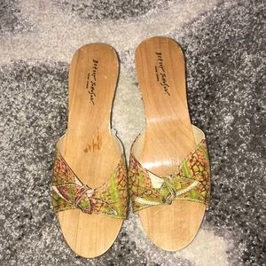 betsy johnson tiki wood heels.